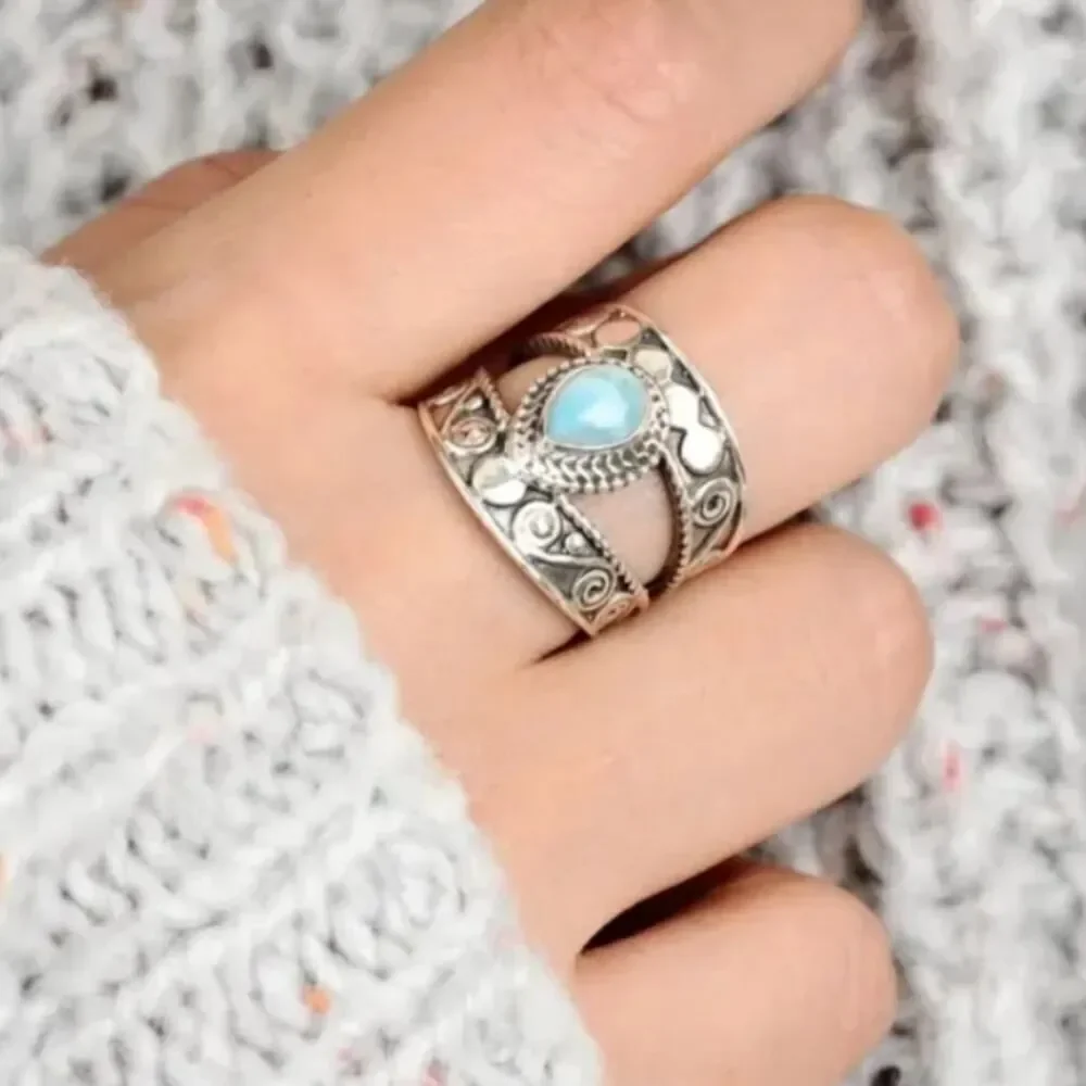 Vintage Style Chunky Band Ring Inlaid Turquoise Jewelry - Picture 2 of 11